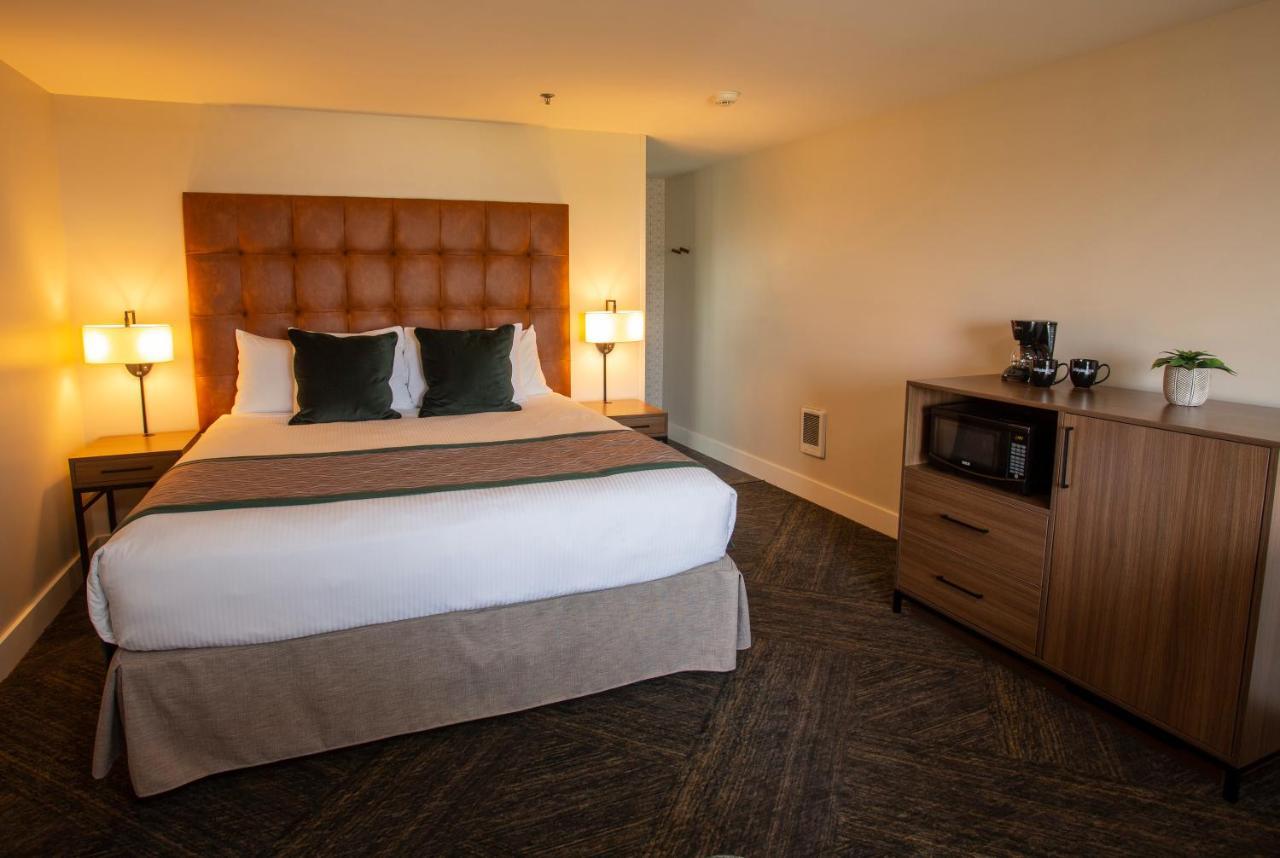 Shearwater Inn Lincoln City Exteriör bild